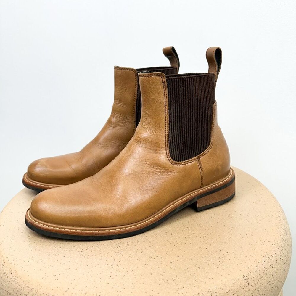 Nisolo Women’s Leather Carmen Chelsea Boot in Almond Brown